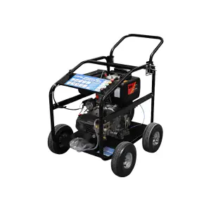 Hidrolavadora Diesel con partida eléctrica 234 Bar 10 HP / Luster L250E