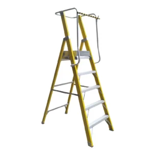 Escalera Tijera Fibra Vidrio Con Plataforma de Seguridad 5 Peldaños Alto 2.23 M R-150 K / Magna Plus
